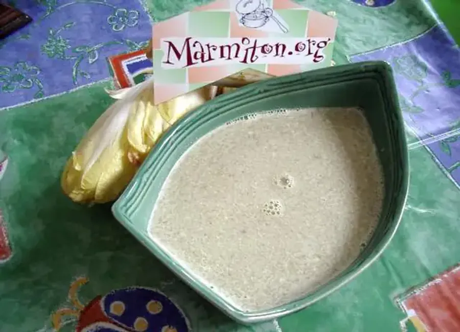 Soupe aux chicons (endive) et au boursin