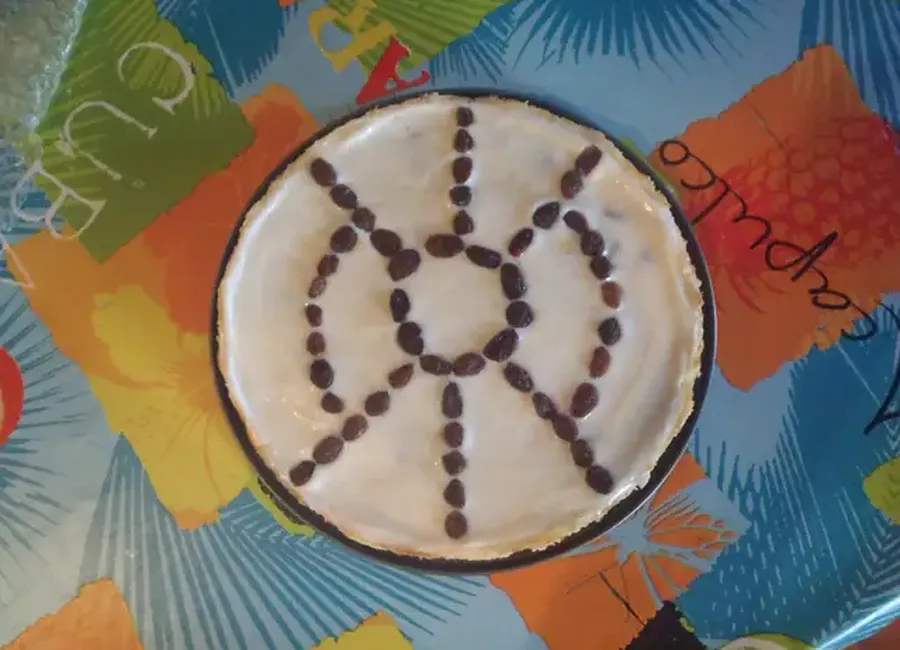 Cheesecake citron-raisins secs