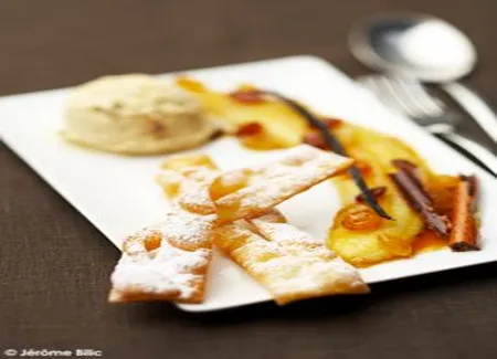 Banane étuvée et bugnes