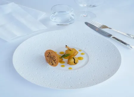 Banane rôtie au miel, vanille et cannelle