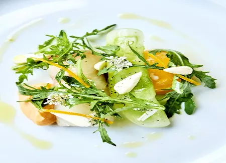 Bar à cru, mozzarella, tomates vertes