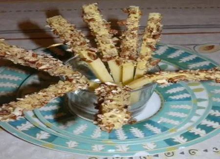 Bâtonnets de comté aux noix