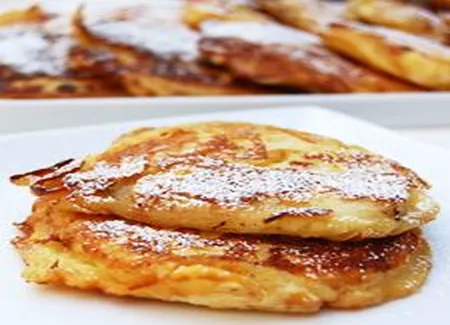 Beignets de pomme et crêpes au fromage de chèvre