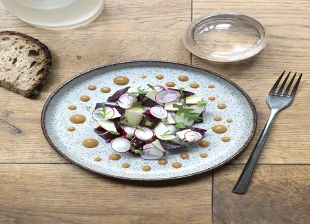 Betterave, radis, pomme verte, anchoïade