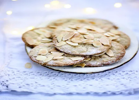 Biscuits aux amandes, flocons d'avoine et farine de lin