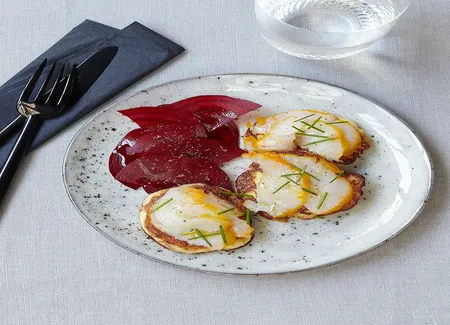 Blinis de pommes de terre, haddock et betterave