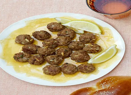 Boulettes d'agneau à la menthe et coriandre