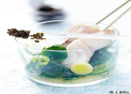 Brochettes de cabillaud, beurre, citron et caviar
