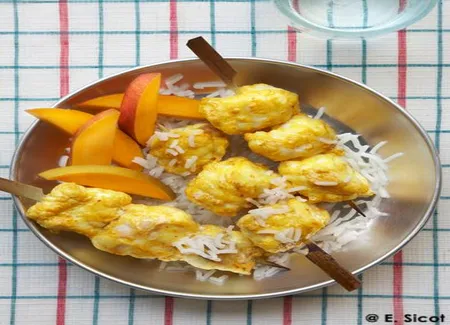 Brochettes de lotte tikka