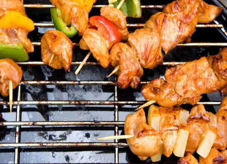 Brochettes de porc à l'ananas