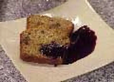 Cake à la banane, sauce au chocolat