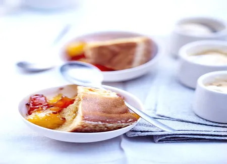 Coffee cake et fruits