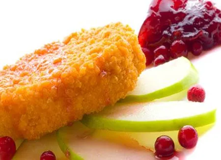 Camembert frit à la gelée de groseilles