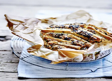 Carrot cake à la roquette et au tofu fumé