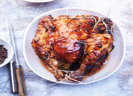 Chapon caramélisé au miel et sa sauce