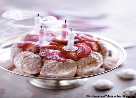Charlotte rhubarbe en croûte de sucre et gariguettes