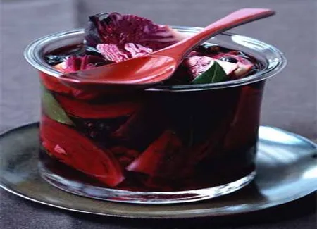 Chou rouge mariné au vinaigre et aux épices