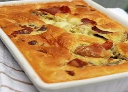 Clafoutis de prosciutto, bocconcini et persto de basilic