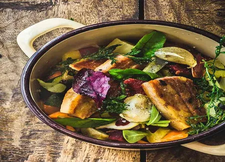 Cocotte de légumes d'hiver au porc