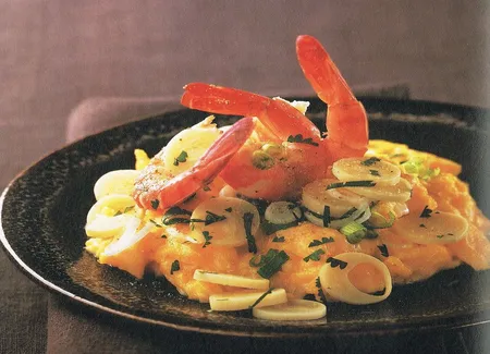 Coeurs de palmier et crevettes en brouillade