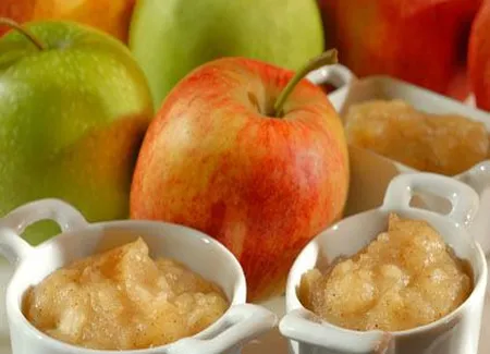 Compote de pommes à la cannelle