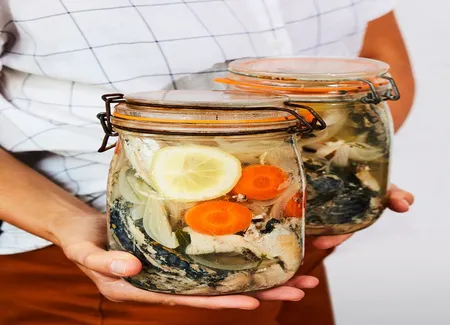 Conserve de maquereaux au vin blanc et aromates