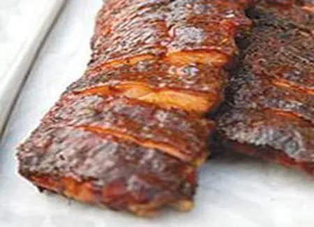 Côtes levées grillées bbq à la moutarde
