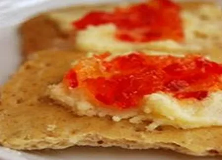 Craquelins aux noix de pécan et fenouil, fromage en pot pour les accompagner