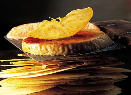 Crème au thé, pamplemousses rôtis et pommes craquantes