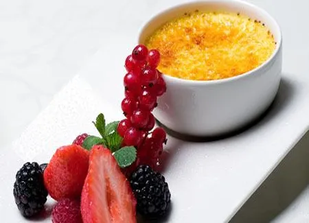 Crème brûlée aux fruits
