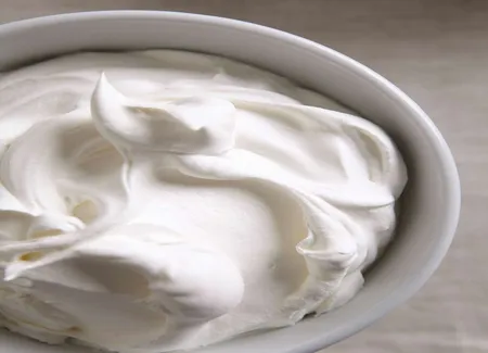 Crème chantilly au raifort