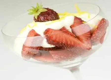 Crème de mascarpone aux fraises du québec