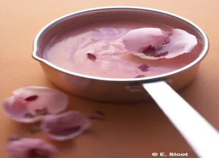 Crème pâtissière à la rose