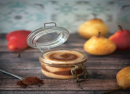 Crèmes marbrées à la poire, miel et cacao