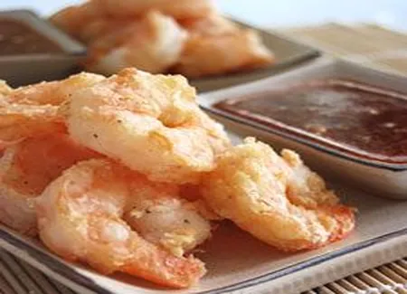 Crevettes croustillantes au miel épicé