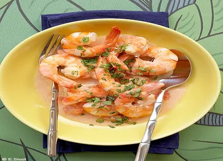 Crevettes en sauce coco rose