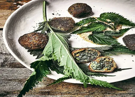 Croquettes d'orties et moules