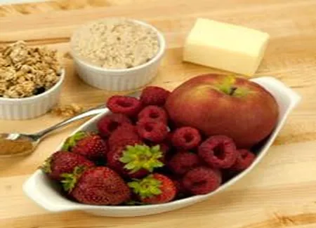 Croustade aux pommes et aux fruits rouges