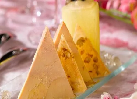 Crousti de foie gras de noël aux noix