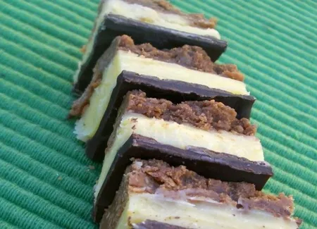 Crousticarrés fruités aux trois chocolats