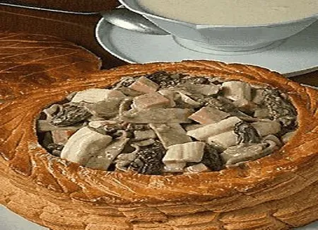 Croûte aux nouilles vertes