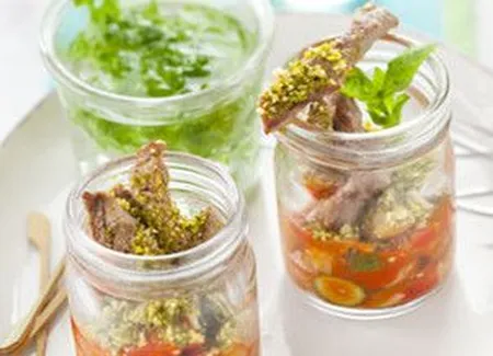 Crumble d'agneau à la ratatouille confite