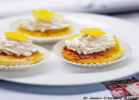 Cupcakes aux crevettes, chantilly de raifort