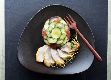 Émincé de poulet fermier d'auvergne label rouge et tian de légumes