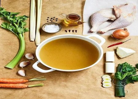 Faire son bouillon de volaille