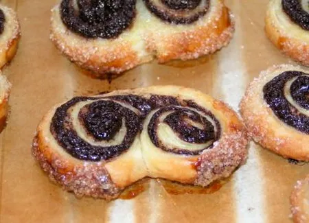 Feuilletés roulés au chocolat... façon lunettes !