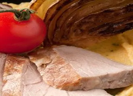 Filet de porc, purée de maïs au basilic thaï