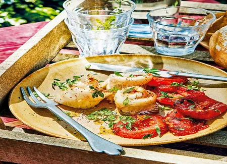 Filets de flétan aux pétales de tomate confite
