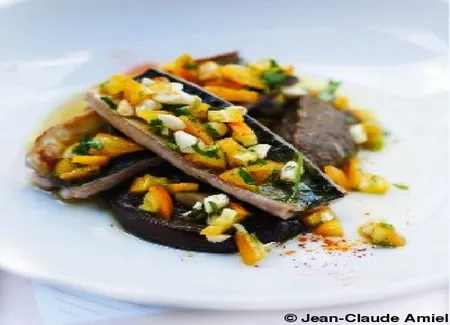 Filets de maquereaux, caviar d'aubergine, vinaigrette kumquat