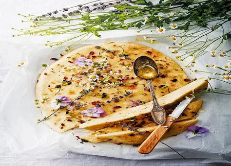 Focaccia au sureau